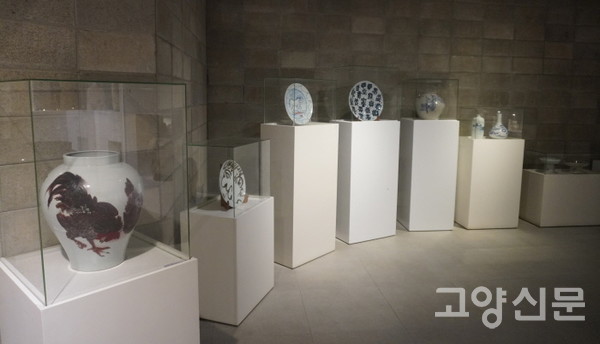 운보 김기창, 월전 장우성 등의 '도화' 작품을 한자리에 모은 '제이 앤 림 콜렉션'.