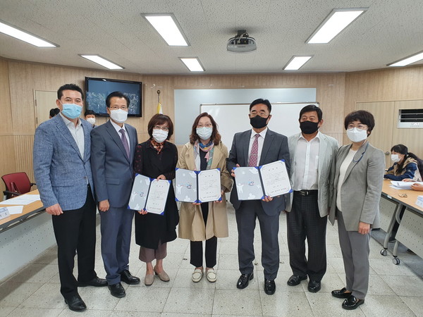 송산동 주민자치위원회 신규위원 위촉식.