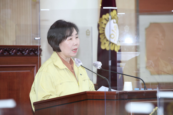 19일 열린 고양시의회 임시회에서 김덕심 의원이 5분 자유발언을 하고 있다.