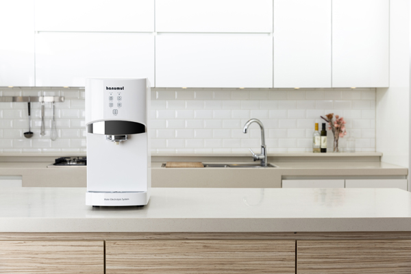 한우물 정수기는 2004년에 미국FDA의 검사를 거쳐 정수기 최초로 의료기기(Medical Device)로 등록됐다.