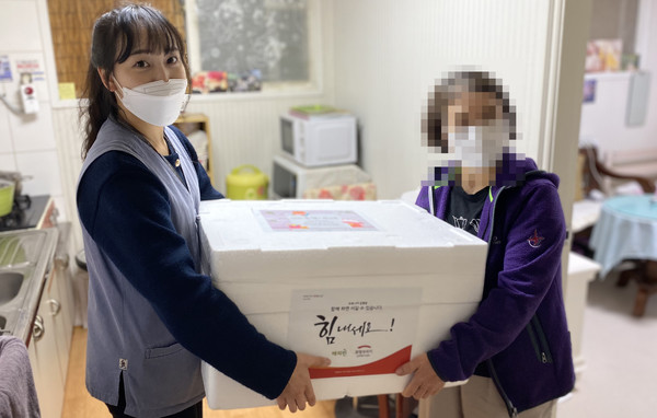 지역의 소외계층을 위해 나눔을 펼치고 있는 고양시덕양행신종합사회복지관.