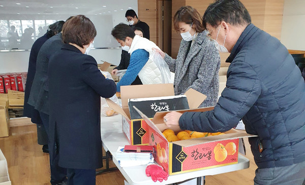 지역사회 나눔을 위해 도래울 1단지 관리사무소와 흥도동지역보장협의체, 흥도동행정복지센터 등 관내 유관기관들이 함께했다.