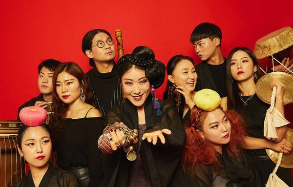 퓨전국악그룹 '악단광칠'