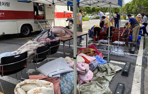 해당 아파트 관리사무소의 도움으로 원활하게 새탁이 마무리 됐다.