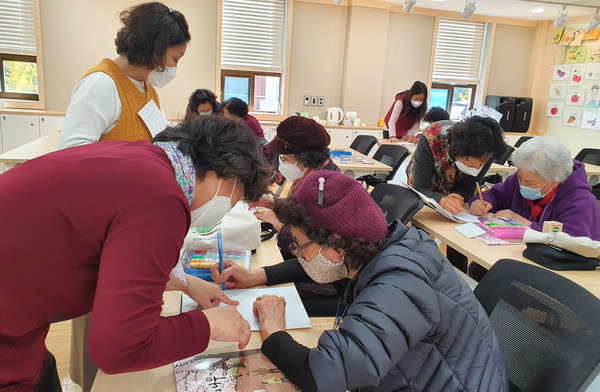 문해교육으로 시민을 위한 주민자치의 기능을 한단계 업그레이드 시켰다.
