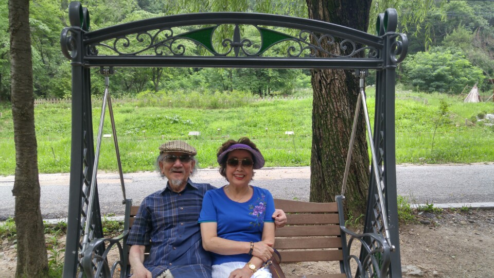 2016년경 부부의 다정한 한 때