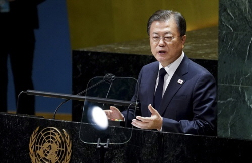 유엔 총회 연설에서 '종전 선언'을 제안한 문재인 대통령.  