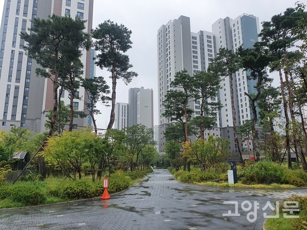 ▲ 시공 우수단지로 선정된 화성 동탄레이크자연앤 푸르지오. [사진제공=경기도]