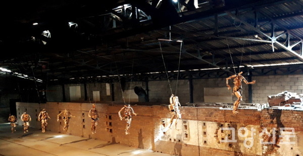 정동암 작가의 키네틱 아트 '노마드'.