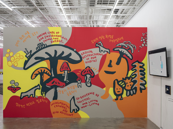 분산된 돌봄의 웹_ 가든.로컬 1.0, 아트선재센터 《시-코드-실》 전시 전경. 2021. 사진_ 홍철기