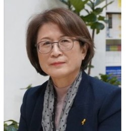 이인숙 문학평론가 