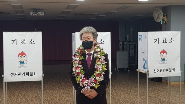 ▲ 14일 제15대 덕양구지회장 선거에서 당선된 장도영 전 부회장.