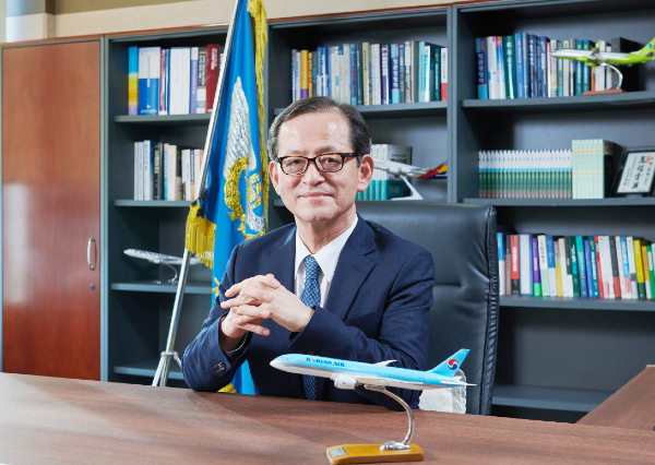 허희영 한국항공대학교 총장은 "앞으로 대한항공과 브랜딩을 함께 하며 글로벌 스탠다드에 맞는 항공우주산업 전문인재를 양성하겠다는 것이 가장 중요한 기준이자 원칙"이라고 밝히며 "교직원뿐 아니라 교수들도 함께 새로운 조직문화를 창출하며 ‘비전 2025’ 달성을 위한 구체적인 계획을 하나하나 실행해 간다면 항공대가 아시아 최고의 항공우주특성화 대학으로 도약할 수 있을 것이라 믿는다"고 말했다.