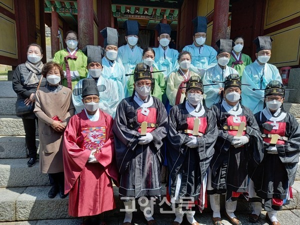 15일 열린 행주서원 춘향제.