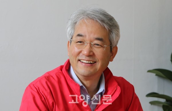▲ 국민의힘 이동환 고양시장 후보의 인터뷰는 22일 백석동 선거사무실에서 진행됐다. 