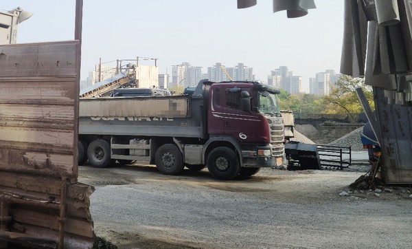 ▲ 식사동 레미콘 공장.