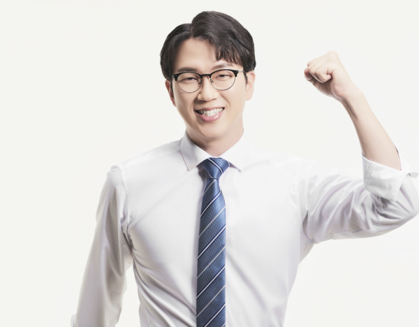 권용재 고양시의원 후보는 "주민들의 더 나은 삶을 위해 현장의 의견을 가장 빠르게 의정활동에 반영하는 생활밀착형 정치를 펼치겠다"고 말했다. 