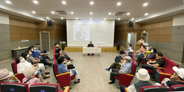 송포농협이 진행한 사업설명회는 새로운 형태의 소통형 설명회로 진행됐다.