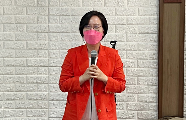 김현아 국민의 힘 고양시(정) 당협위원장이 인사말을 전하고 있다.