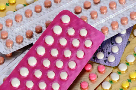 피임이라는 본래의 용도 외에도 여러 가지 목적으로 선택되는 경구피임약.