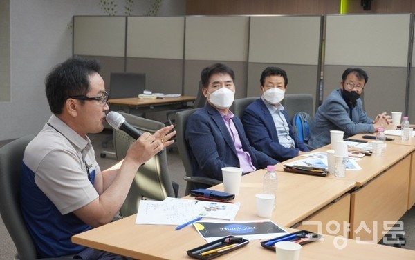 세미나에 자리를 함께 한 시민 참가자들.