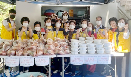 일산1동 지역사회보장협의체가 ‘저소득 가구에 밑반찬 나눔을 진행했다.