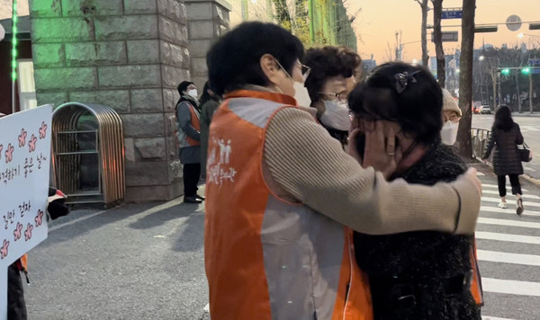 응원의 토닥토닥.