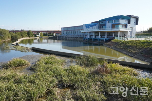 유수지 추가 확장이 계획된 신평배수펌프장 
