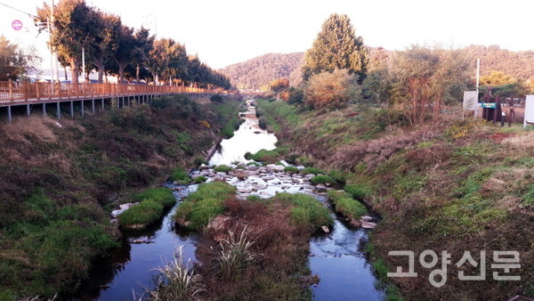 서삼릉에서 발원해 공릉천으로 합류하는 원당천 