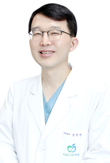  김영연 일산사과나무치과병원장