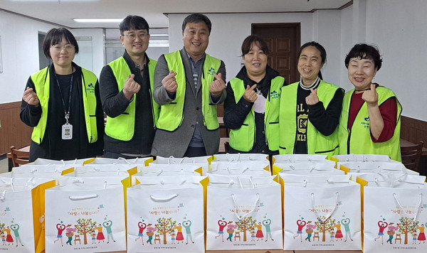 탄현동 대림교회가 코로나19로 중지되었던 밑반찬 나눔 봉사를 시작했다. 