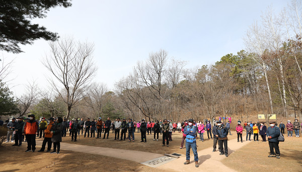 한마음 산악회원들이 시산제에 함께 했다.