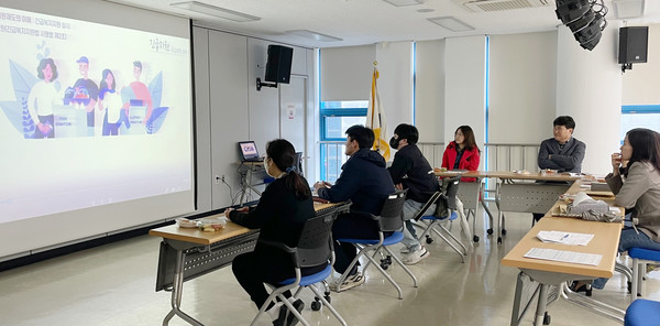 백석2동이 지역사회보장협의체 위원들을 대상으로 ‘긴급복지 신고의무자 교육’을 진행했다.