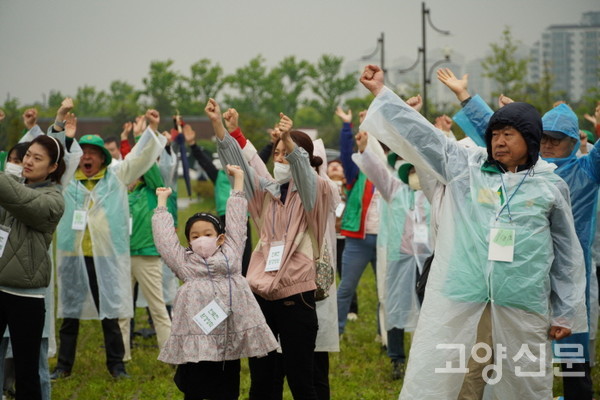 활동을 시작하기 전에 몸부터 풀고~