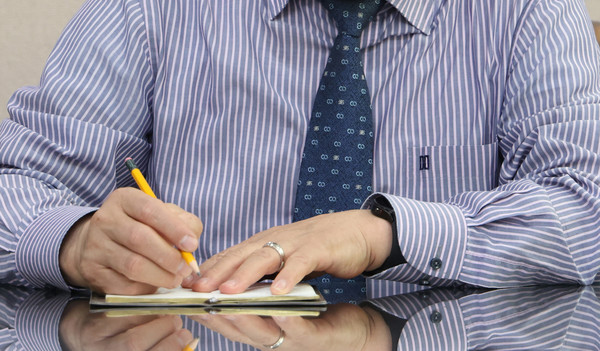 메모는 장순복 조합장의 습관이다. 메모가 주는 힘은 그에게 큰 자산이다.