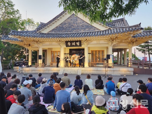 한국예술종합학교 오케스트라의 금관5중주 공연