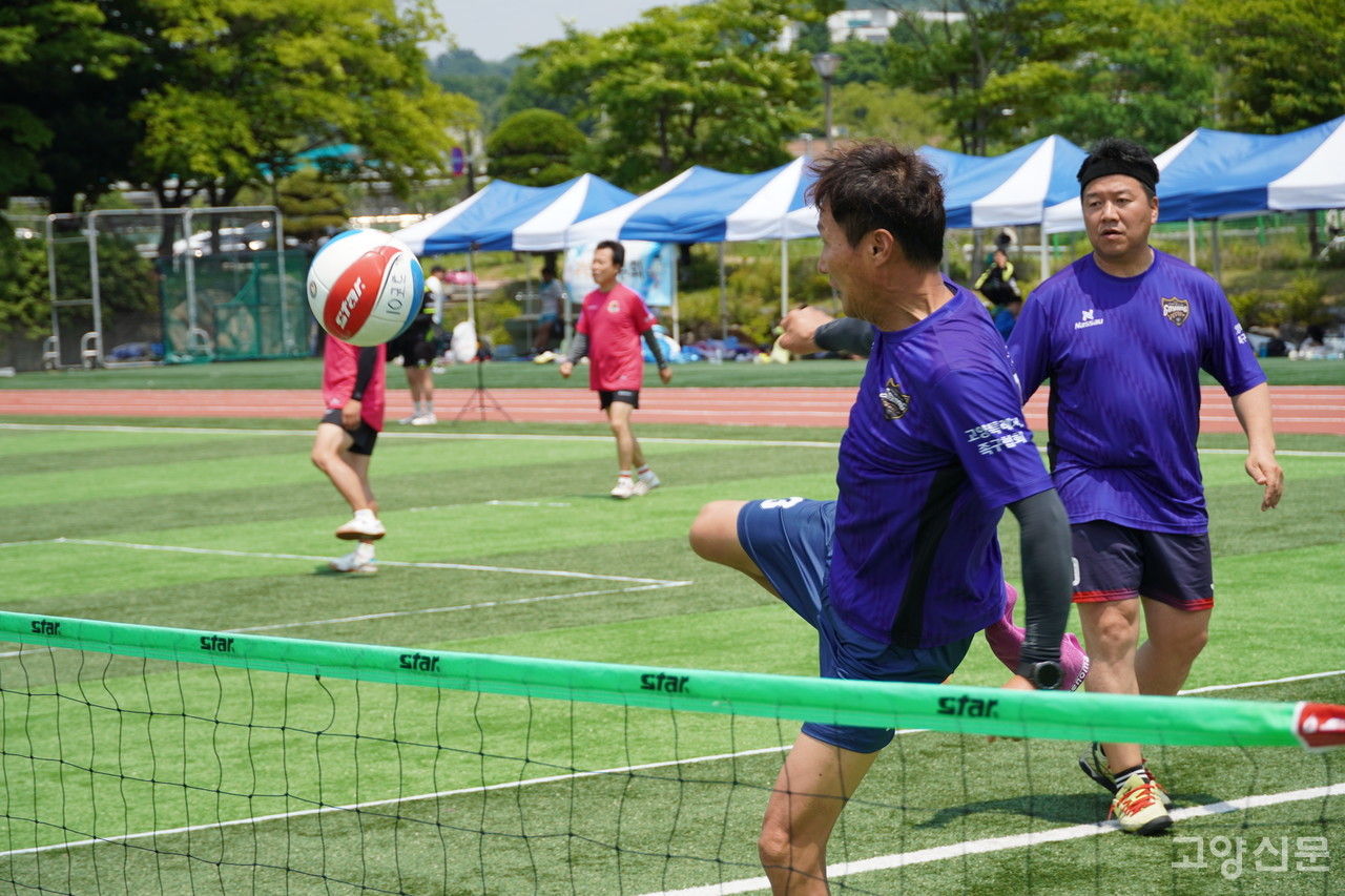 호국정신 기리고 동호인 화합 ‘삼흥산업배 족구대회’
