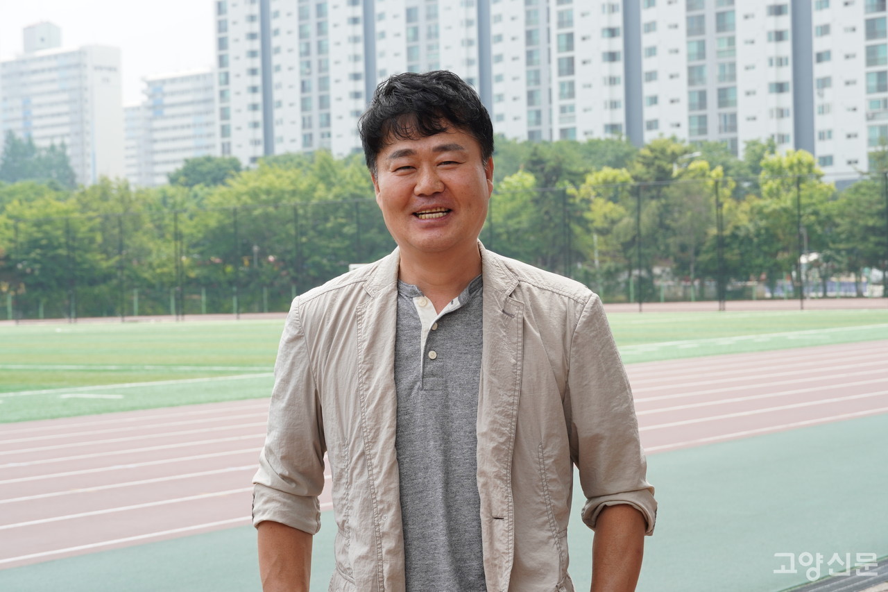 “엘리트체육과 생활체육이 동떨어져 있지 않습니다. 동호인들이 연맹에 소속감과 책임을 갖고 연맹을 함께 이끌어가자고 말하고 싶어요. 연맹과 동호회가 협업하고 함께 이끌어 가는 분위기를 만들려고 합니다.”