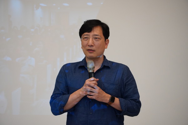 최인훈 작가의 아들 최윤구 음악칼럼니스트. 사진 = 황혜영 인턴기자.