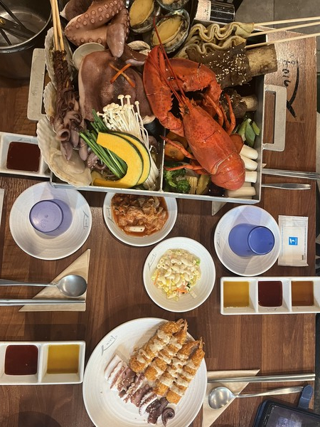 청년들의 정성껏 준비한 요리와 친절한 서빙은 고객의 만족도를 한껏 높여준다. 