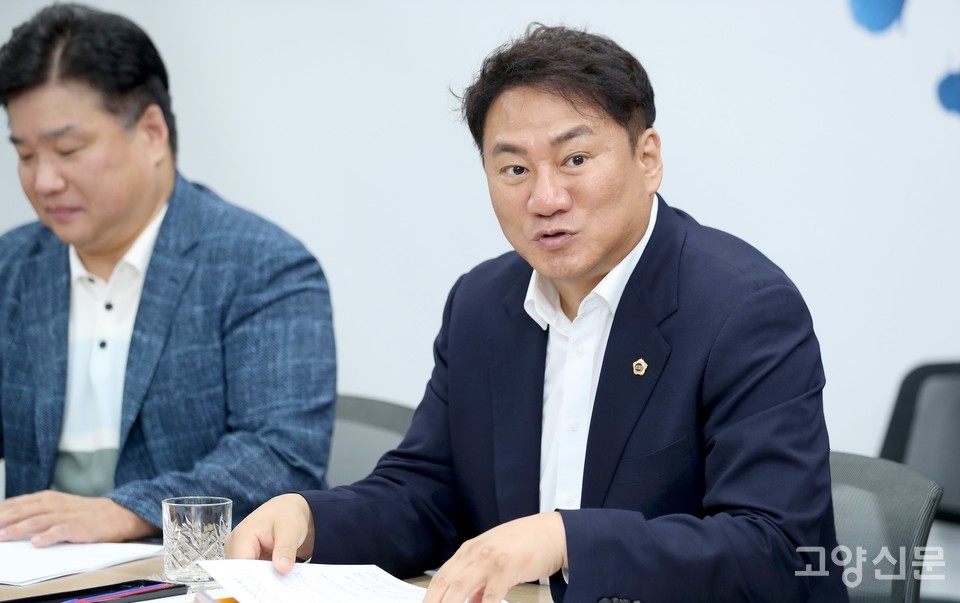 경기도의회 국민의힘 대표단에서 정책위원장을 맡고 있는 오준환 의원(고양 9).