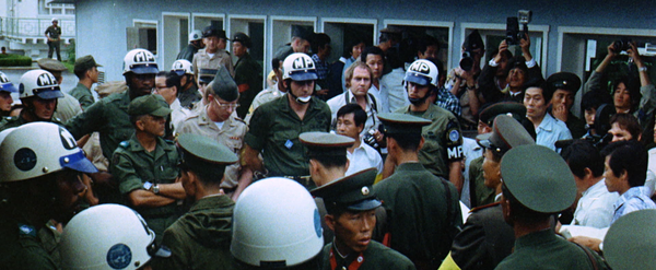 기획전 '뉴스타파: 카메라를 든 목격자들'에 소개된 송원근 감독의 '판문점'. [사진제공=DMZ국제다큐멘터리영화제]