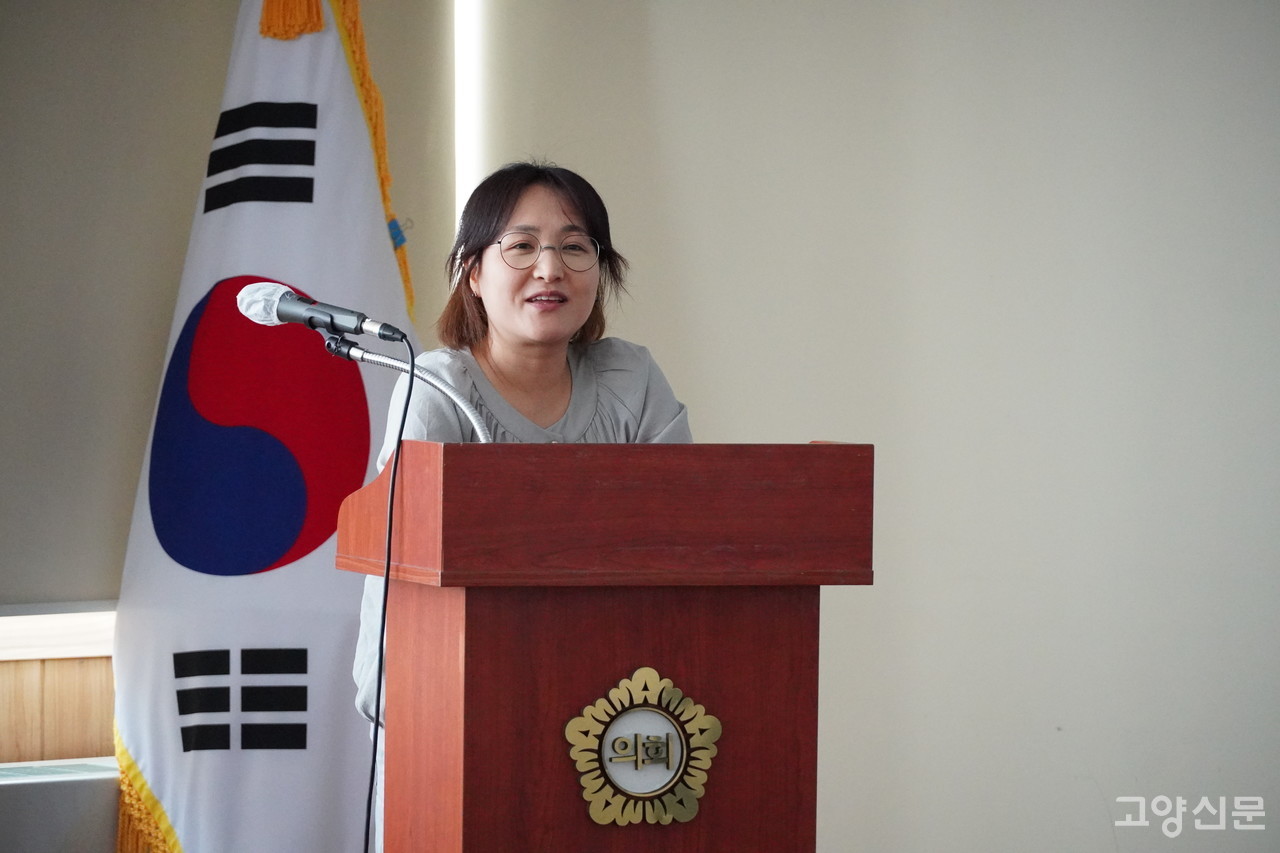 성희영 경기여성연대 사무국장은 현재 운영되고 있는 보편지원 사업의 문제점을 지적하고 대책을 제시했다.