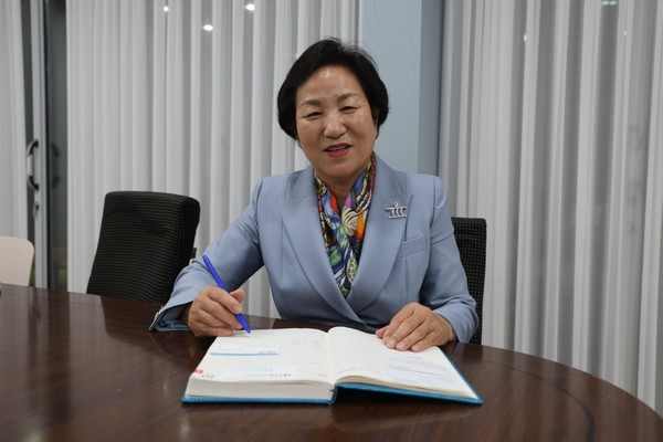 신영이 (주)디엔비 대표는 건강한 먹거리로 지역사회에 헌신하고 싶다는 포부를 밝혔다.