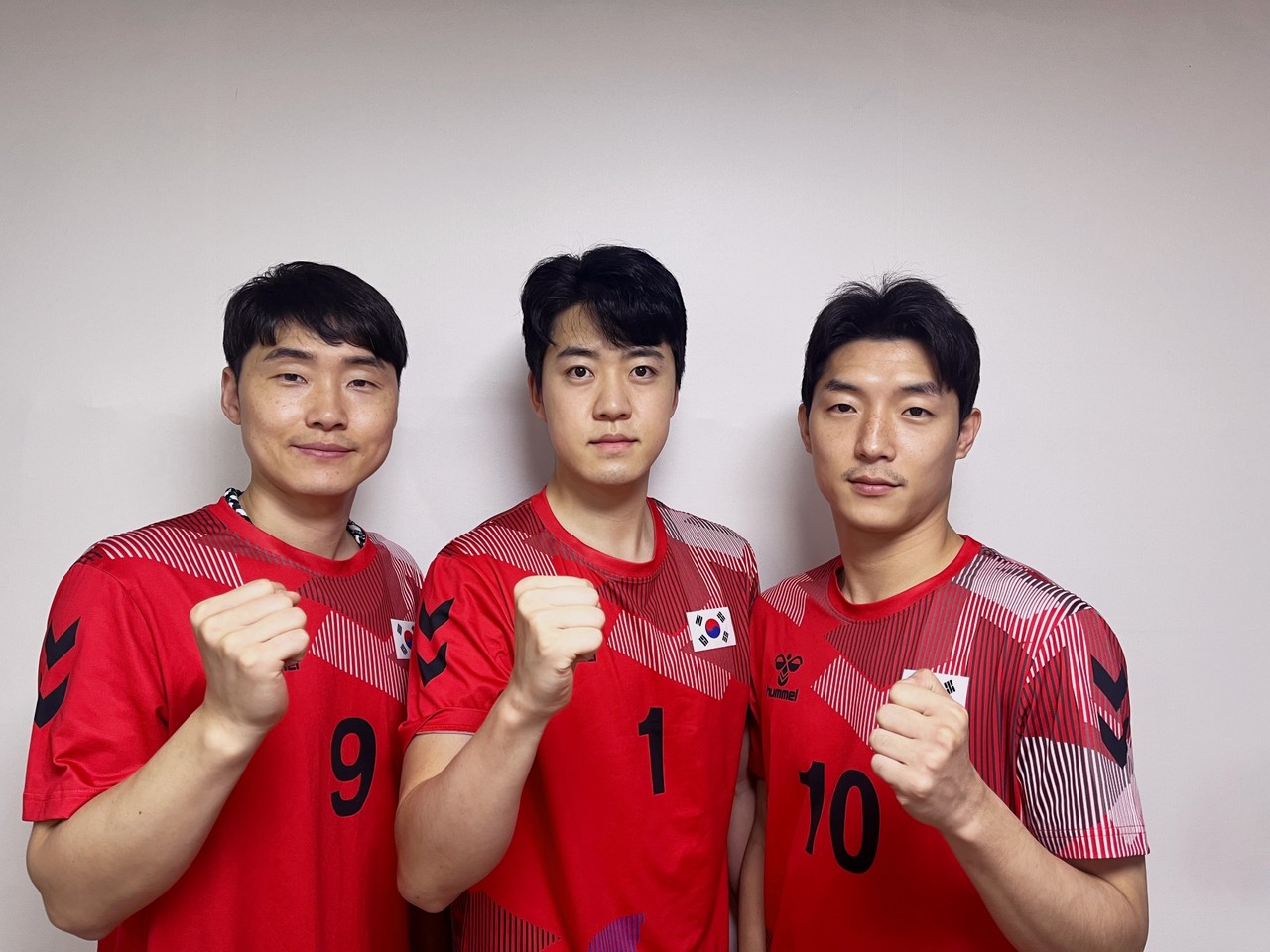 항저우아시안게임 세팍타크로 대표팀으로 출전한 (사진 왼쪽부터) 임안수, 임태균, 선우영수. [사진제공=고양시]