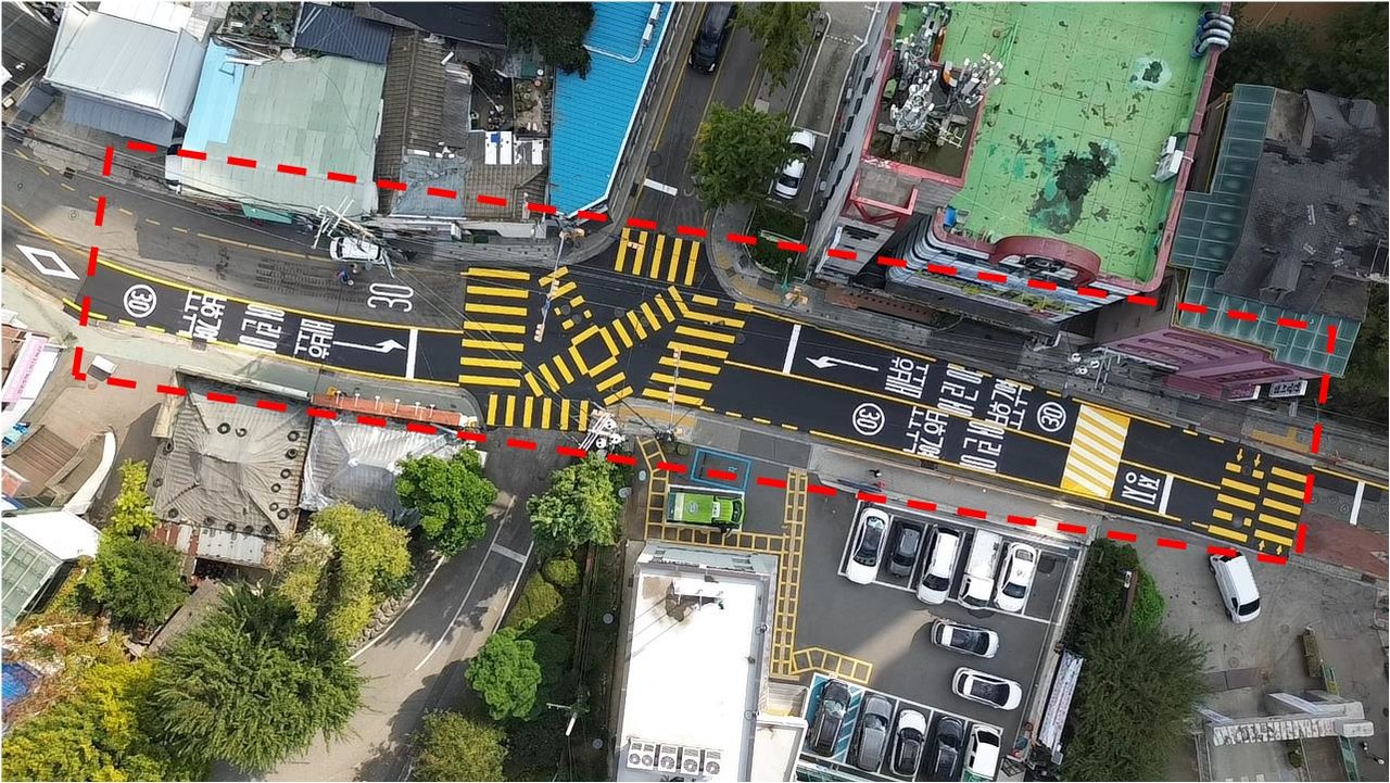 일산서부경찰서는 안전한 어린이 통학로 조성과 사고 다발 지점 시설 개선을 위해 도로 재포장 및 노란색 횡단보도 설치를 진행했다. [사진제공=일산서부경찰서]