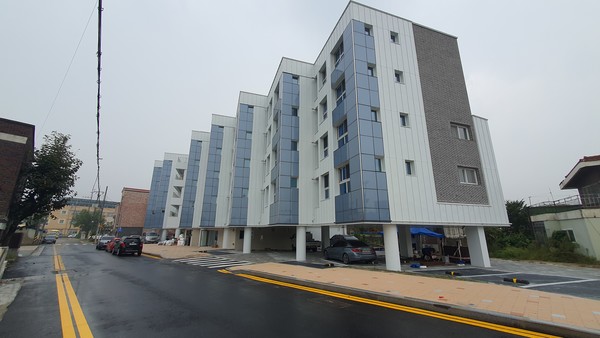 건설연은 임대주택 단지에 스마트하우징 플랫폼과 지능형 주거 서비스 기술을 실증했다.[사진제공=건설연]