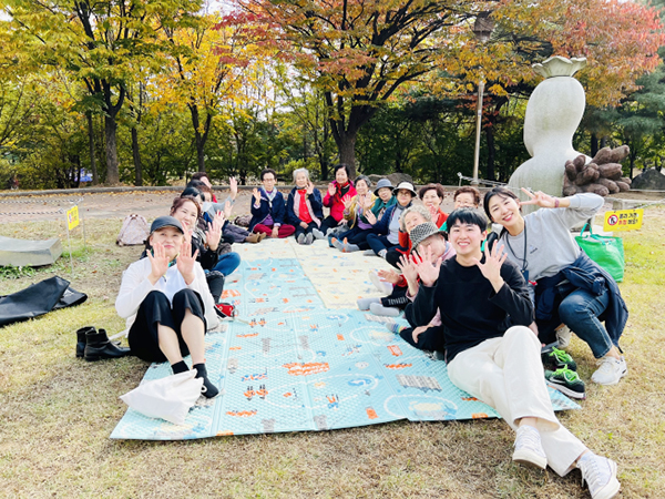 [사진 = 고양시원당종합사회복지관]