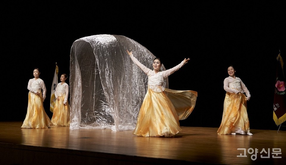 심포지움에 이어 진행된 문화공연. [사진제공=광복회고양지회]