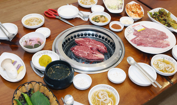 임가네 한우마을의 메뉴는 정갈하고 정직하기로 소문이 자자하다.